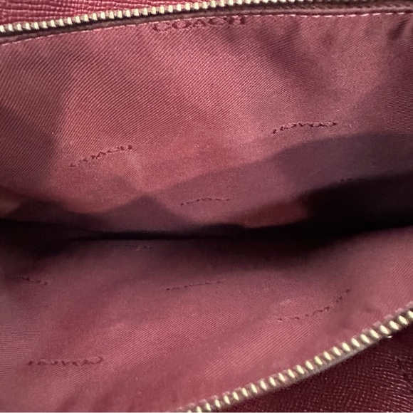 Coach Red Charlie Carryall With Metallic Logo pebble leather - Picture 13 of 13